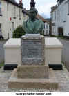 Bidder_Bust.jpg (98840 bytes)